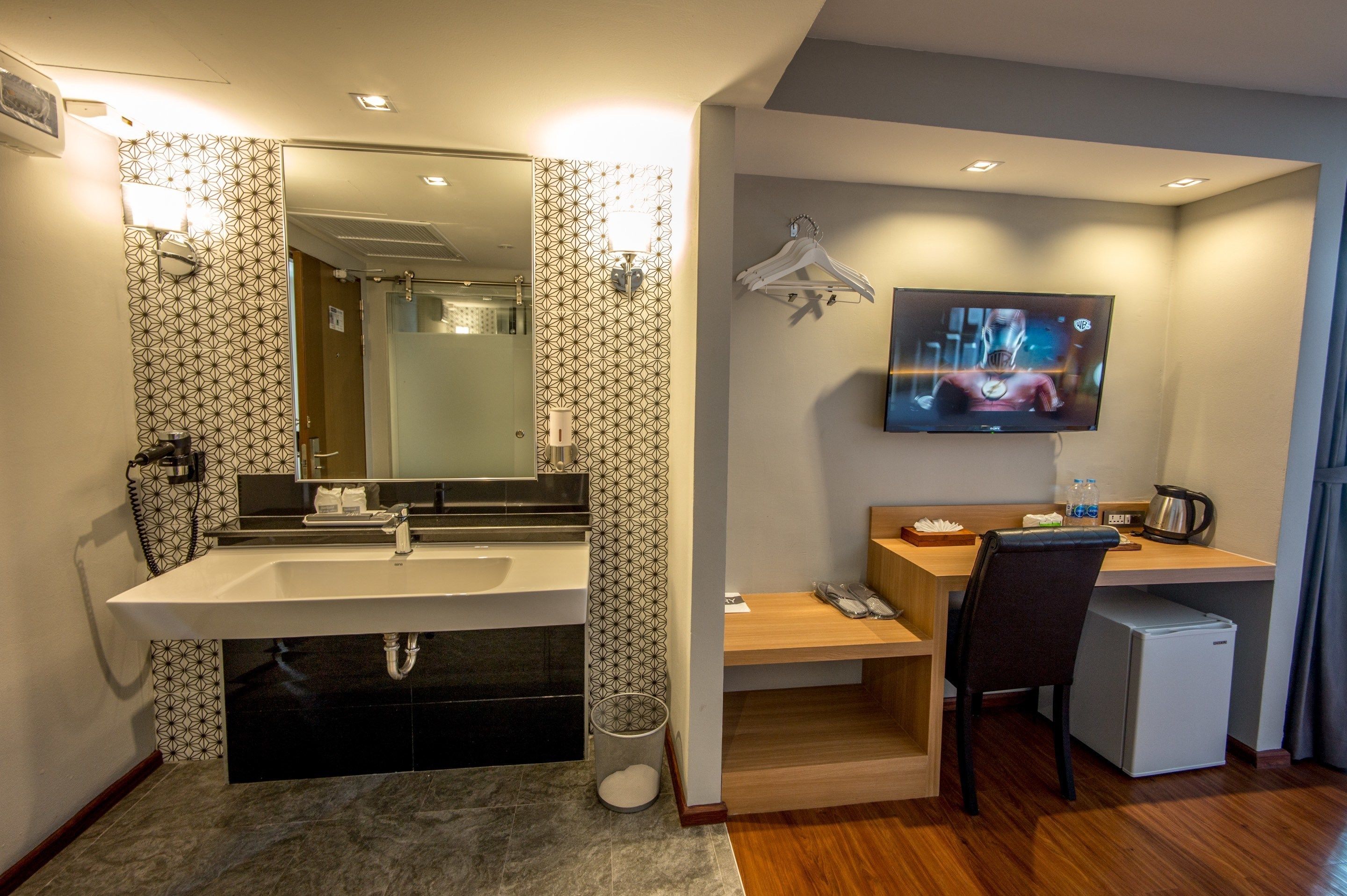 minibar, in-room safe, desk, blackout curtains