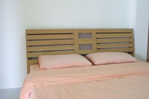 Standard Double Room | Rollaway beds, free WiFi - Boonya Place (Chonburi)