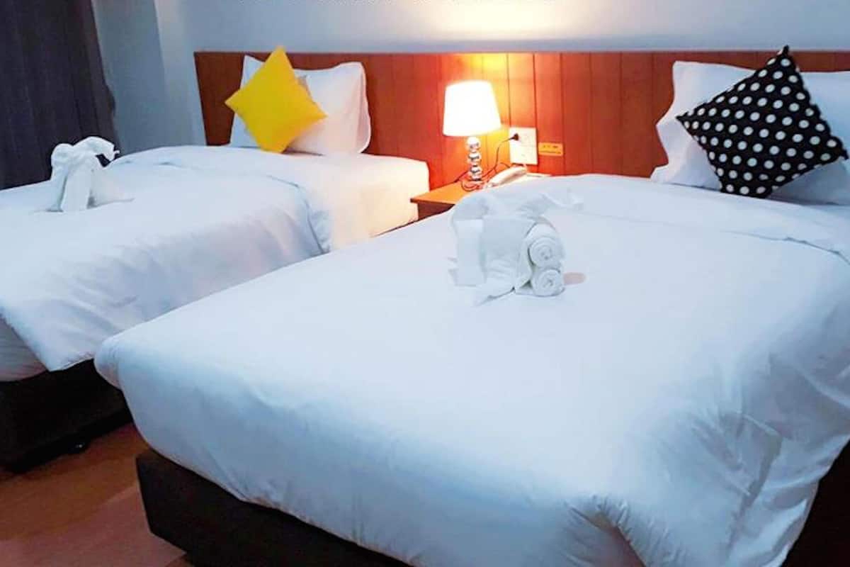 Kamar Twin Standar | Meja kerja, Wi-Fi gratis, dan seprai linen