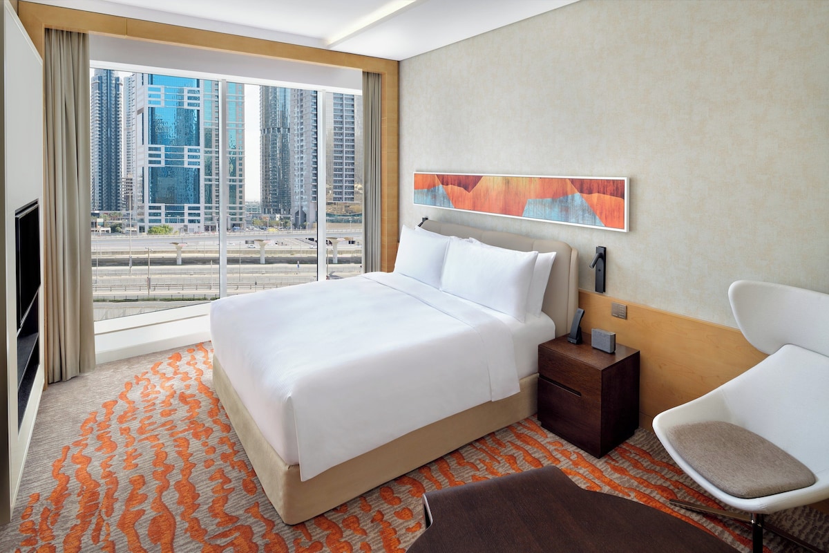 Premium bedding, down duvets, pillow-top beds, in-room safe