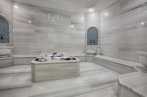 Sauna, Whirlpool, Türkisches Bad/Hamam