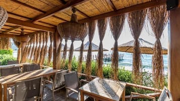 Breakfast, lunch, dinner served; Turkish cuisine