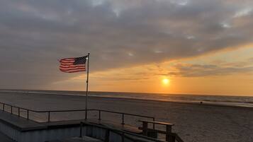 In Strandnähe, Liegestühle