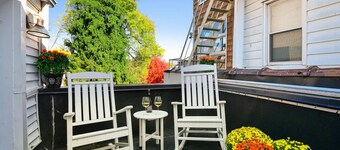 Nassau Condo in the Heart of Princeton w Parking 