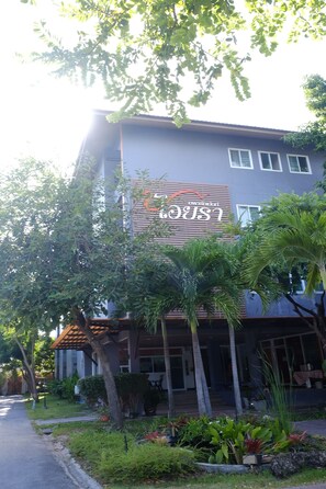 Exterior - Iyara Apartment (Rayong)