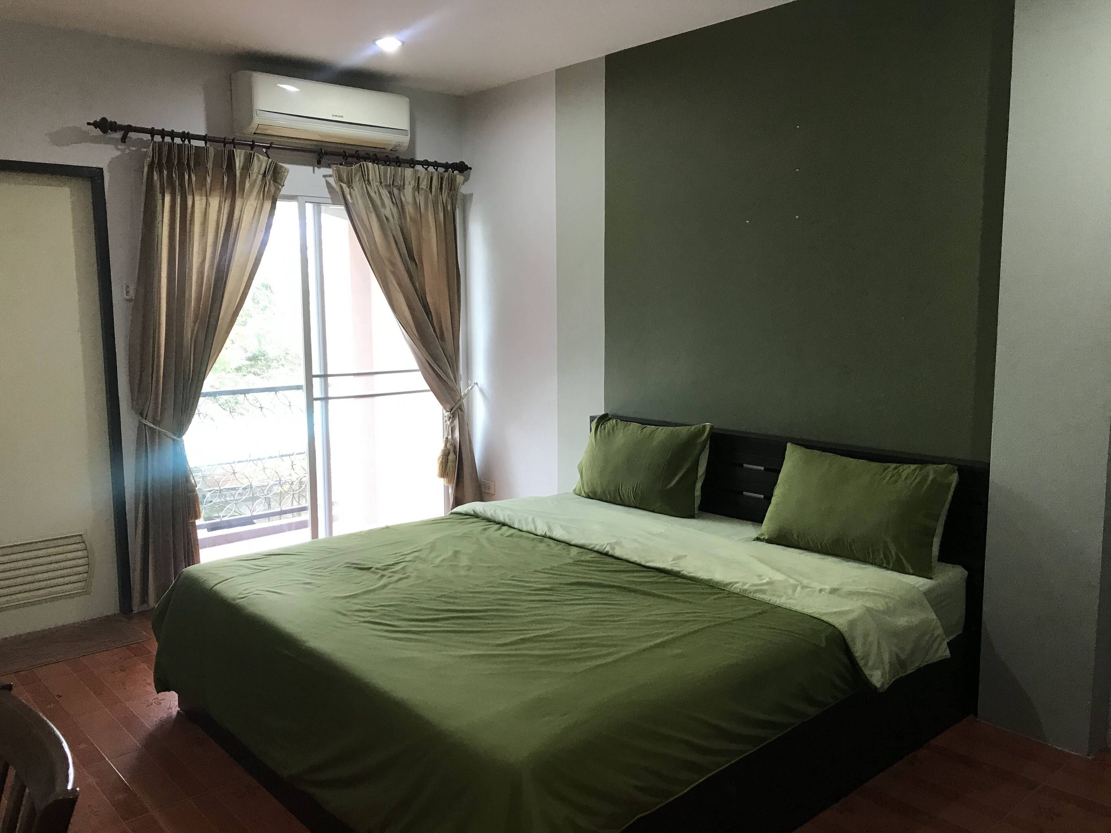 Standard Double Room | Desk, blackout curtains, free WiFi