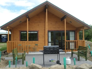 Superior chalet, 2 slaapkamers | Individueel gedecoreerd, individueel gemeubileerd, een laptopwerkplek