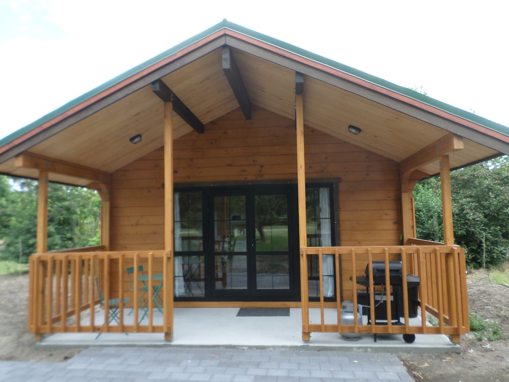 Central Chalets 5
