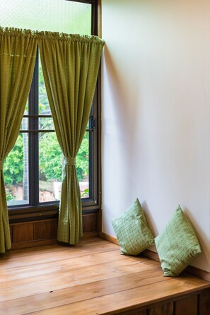 Premium kamer | Een kluis op de kamer, een bureau, gratis wifi