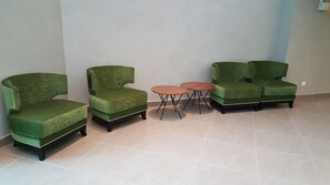 ロビー応接スペース