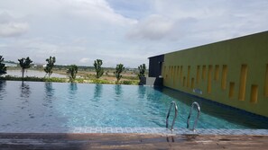 Outdoor pool - Cyberjaya Vega Residensi (Cyberjaya)