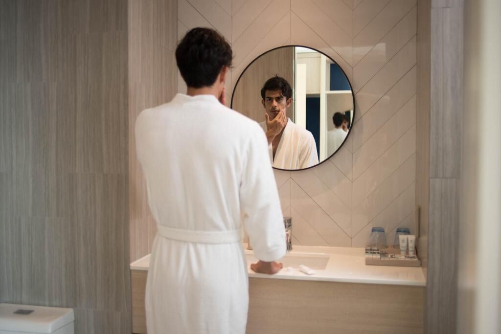 Bad | Toalettartikler (inkludert), hårføner, badekåper og tøfler