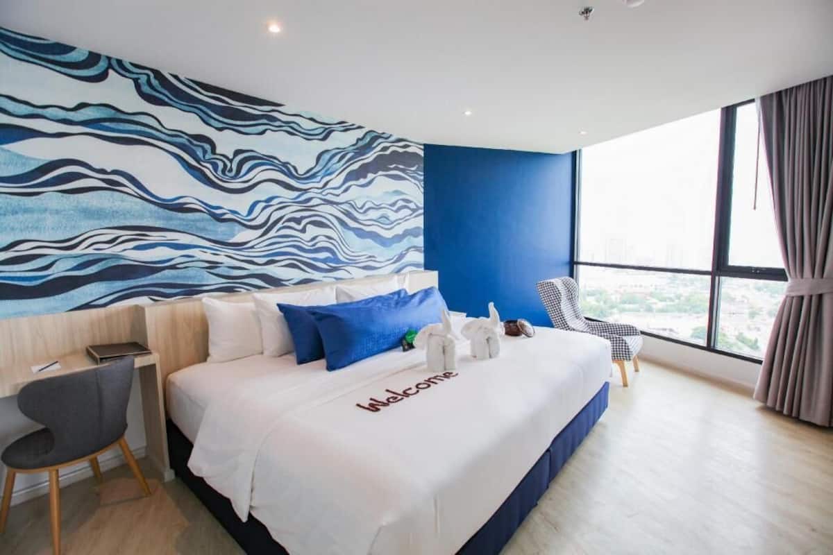 1 soverom, safe på rommet og blendingsgardiner