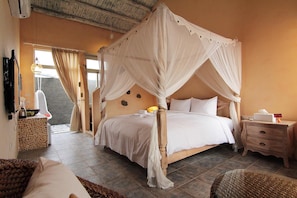 豪華雙人房 | 迷你吧、隔音、免費無線上網、床單