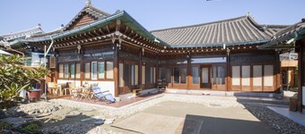 The Hanok