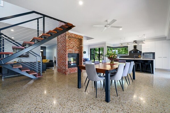 House, 3 Bedrooms | Living area | Flat-screen TV, fireplace - Lusso (Whitfield)