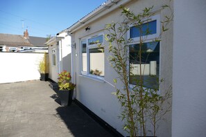 Exterior - Magnolia B and B (Bristol)