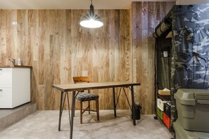Apartamento (Kakurega, 3F) | Escrivaninha, ferros/tábuas de passar roupa, Wi-Fi de cortesia