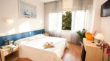 In-room safe, cribs/infant beds, free WiFi