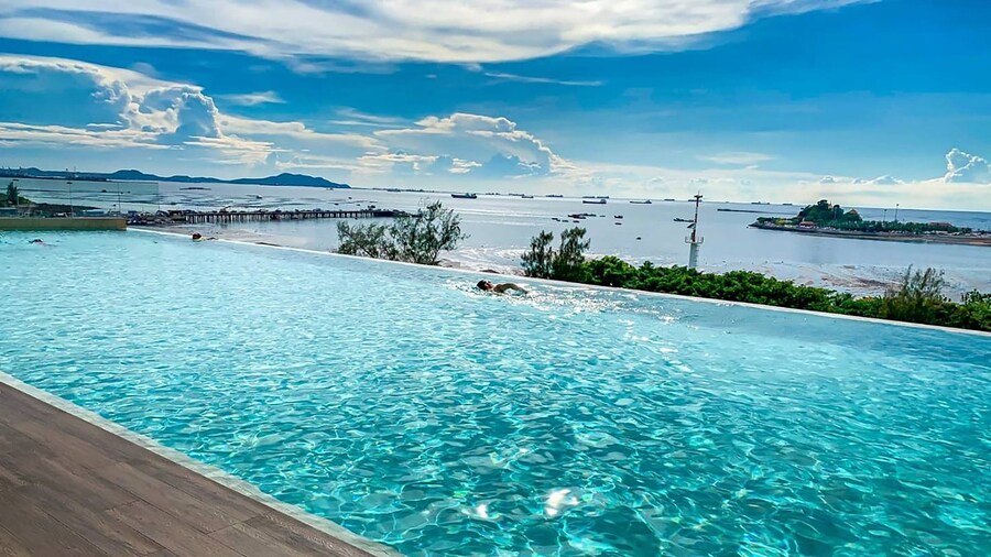 Oakwood hotel & Residence Sri Racha