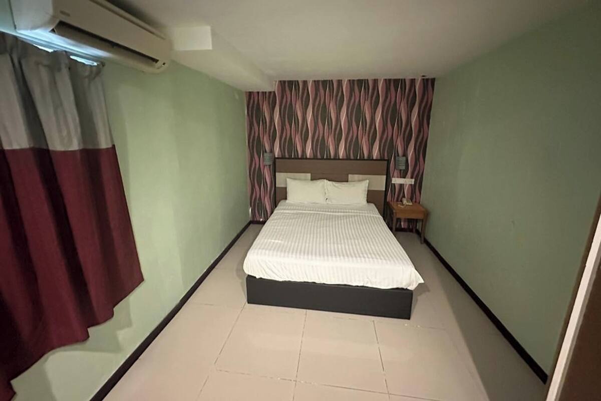 Kamar Standar | Meja kerja, Wi-Fi gratis, dan seprai linen