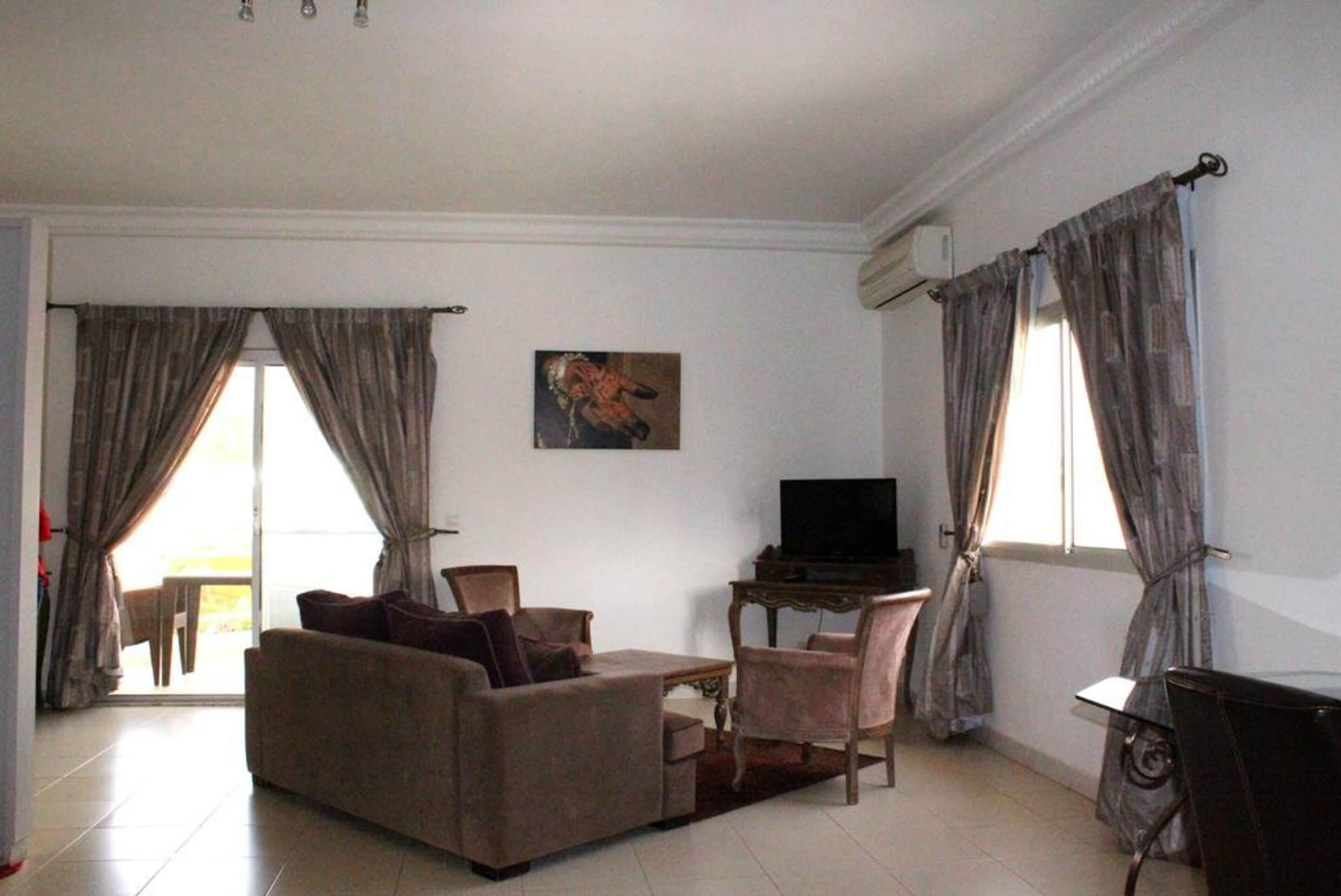 junior suite | premium bedding, in-room safe, desk, soundproofing