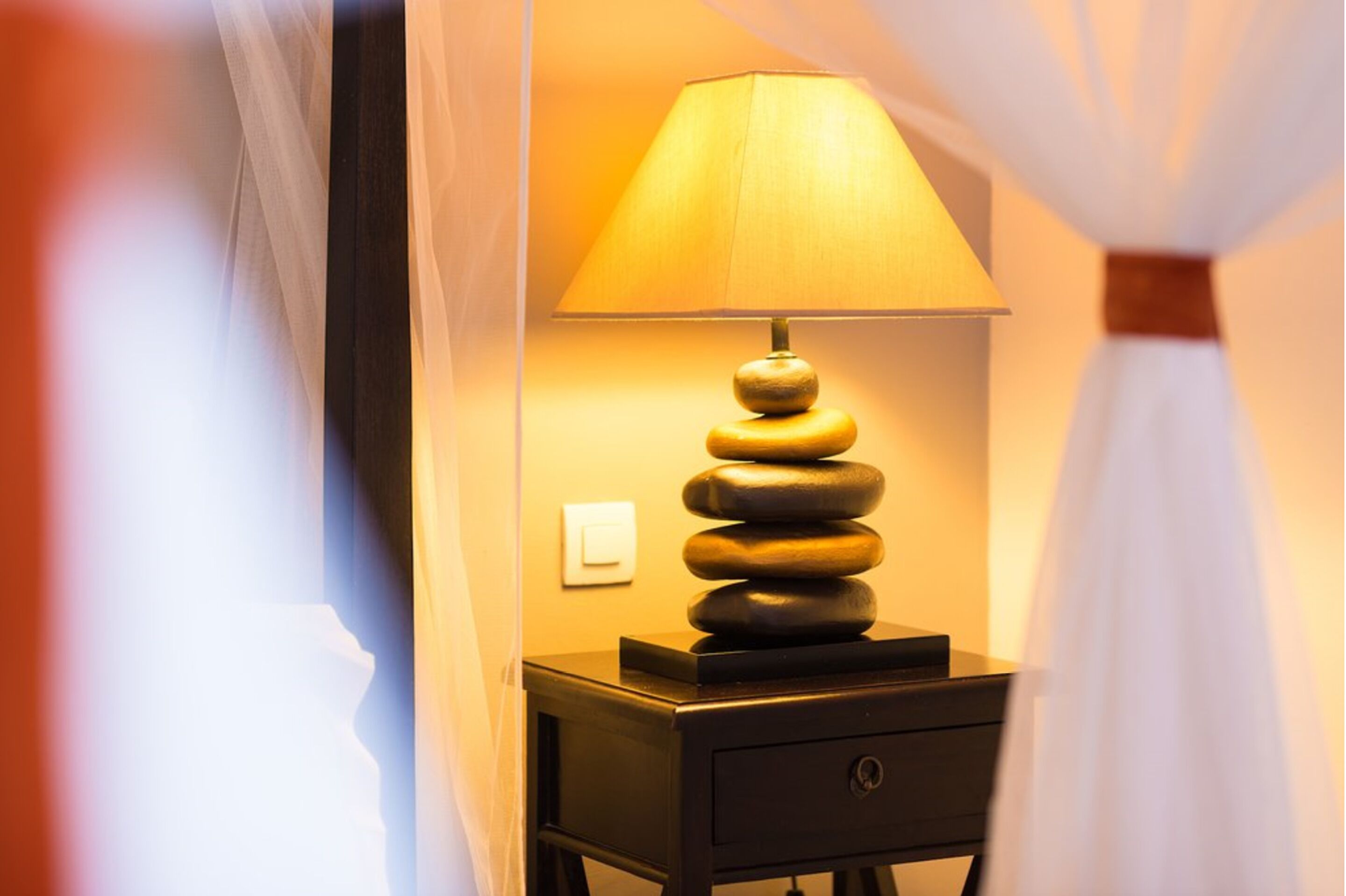 superior room | premium bedding, in-room safe, desk, soundproofing