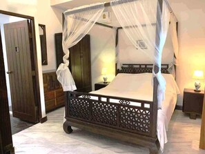 2 Bedrooms with Private Pool Villa | セーフティボックス (室内)、客室ごとに異なる装飾、客室ごとに異なるインテリア、遮光カーテン