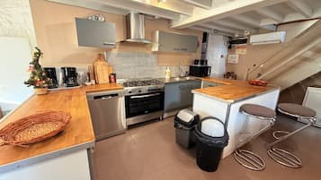 House (La Grange) | Private kitchen