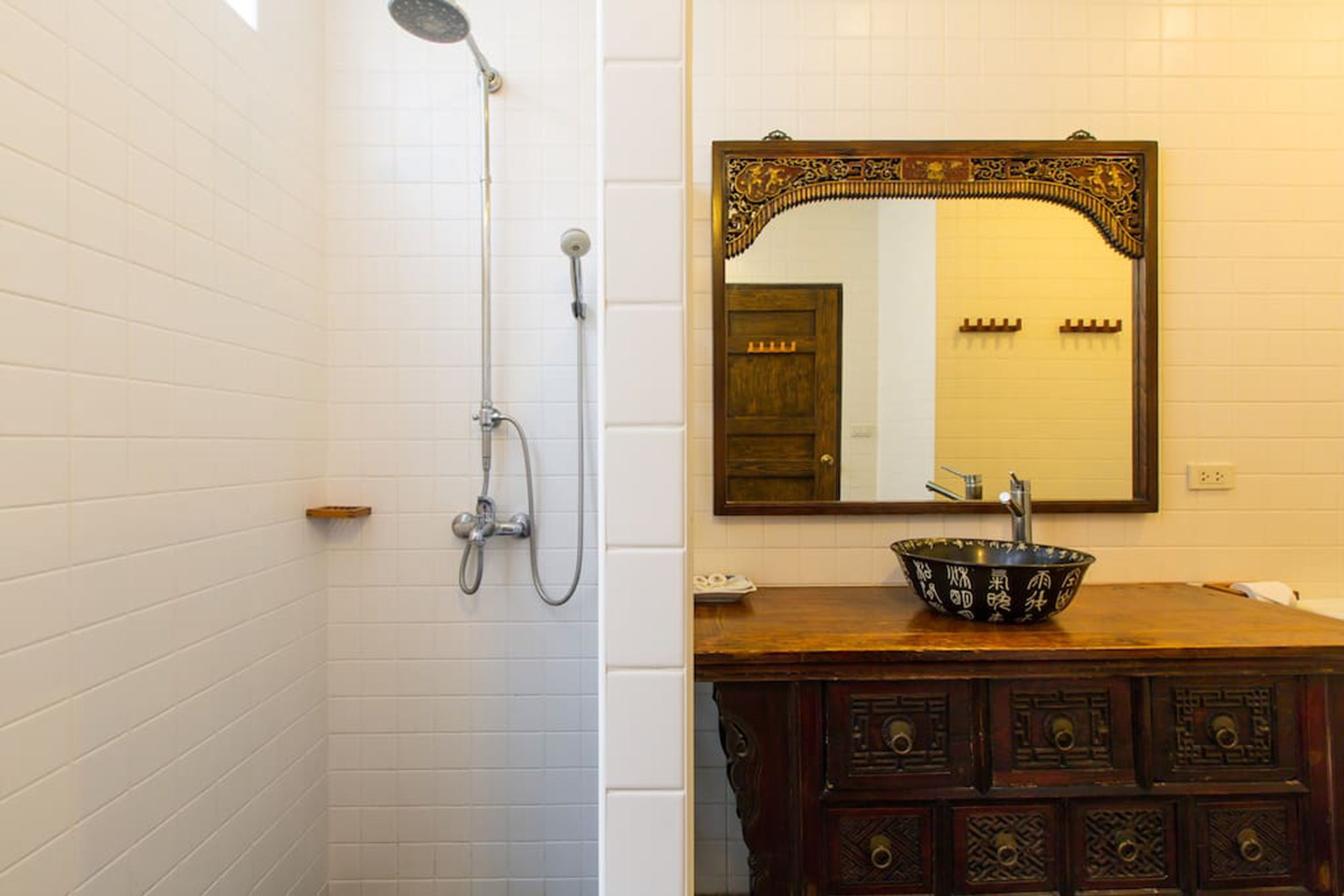 Room | Bathroom | Free toiletries, hair dryer, slippers, towels