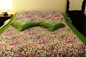 3 bedrooms, in-room safe, individually decorated, individually furnished - Hua Hin Home (Hua Hin)