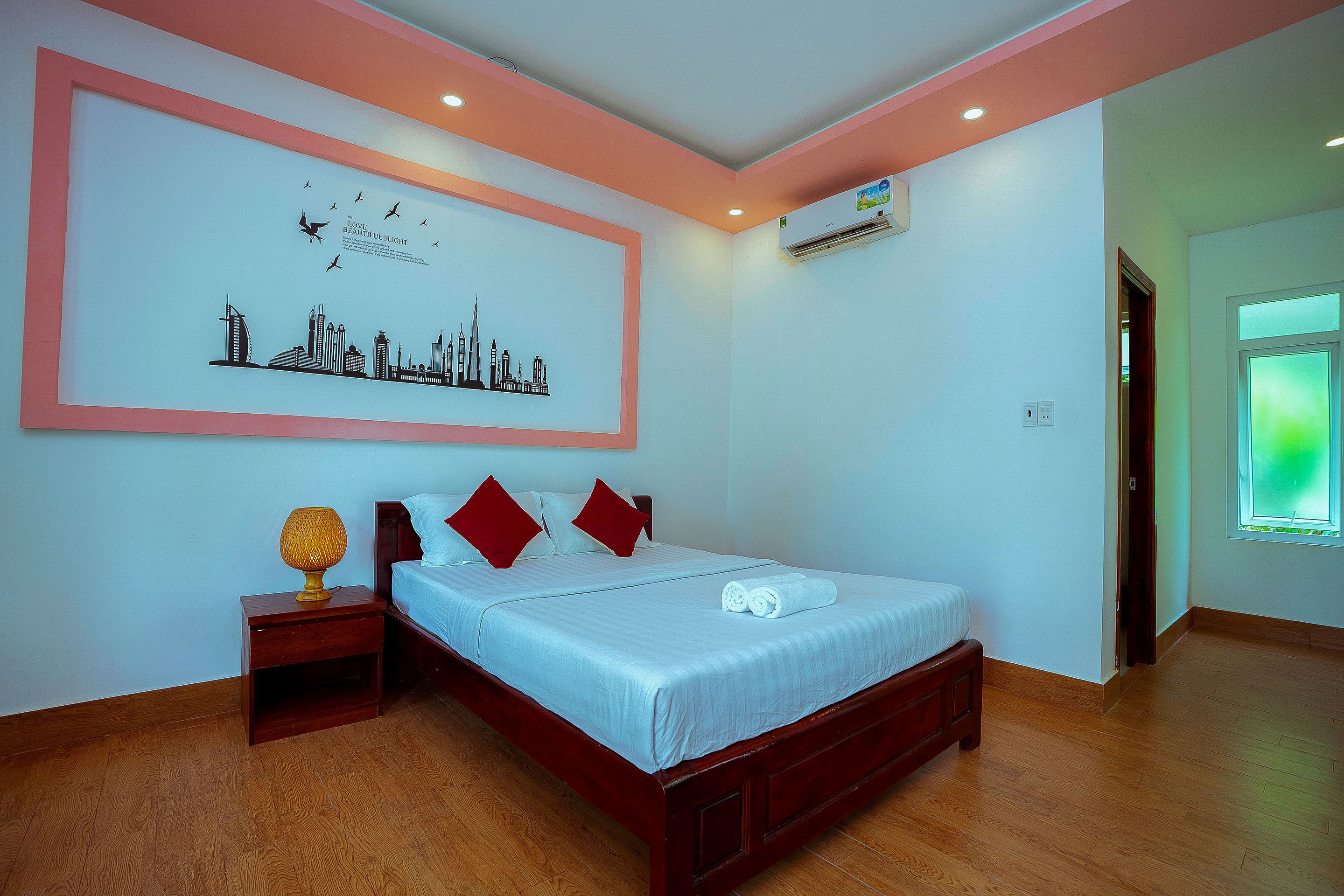 deluxe bungalow, pool view | 1 bedroom, minibar, desk, laptop workspace