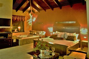 Dundyner, Select Comfort-senge, minibar, skrivebord