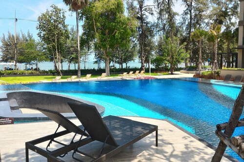 Lumpini Park Beach Cha-Am Seaview A01-207