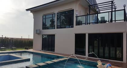 Baan Hansa