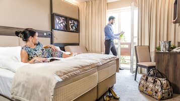 Minibar, in-room safe, desk, cribs/infant beds