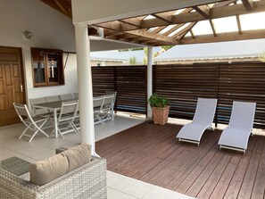 Deluxe Villa (Roucou) | Terrace/patio