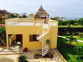 Apartamento Confort, 2 habitaciones | Terraza o patio