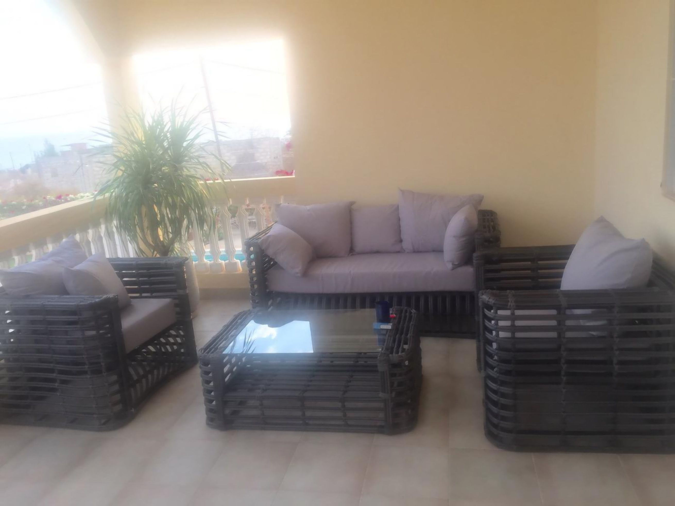 شرفة/رواق