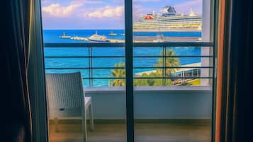 Quang cảnh từ phòng