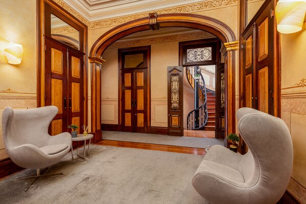 Lobby sitting area - YOUROPO - Bolhão (Porto)