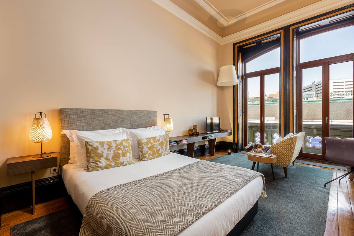 Standard Studio, Balcony (2C) | In-room safe, soundproofing, iron/ironing board, free cots/infant beds