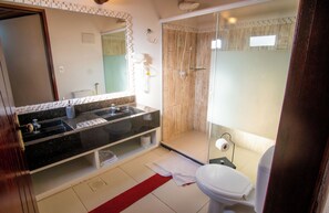 Family Suite, Private Bathroom | Bathroom - Pousada Do Bispo (Cabo Frio)