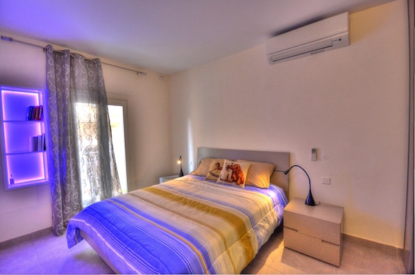 Chambre | 2 chambres, coffres-forts dans les chambres, bureau