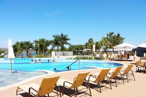 Utomhuspool