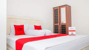 Kamar Double | Meja kerja, tirai kedap cahaya, dan Wi-Fi gratis