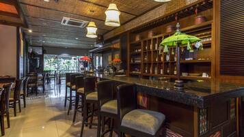 Double Room | Bar (on property)