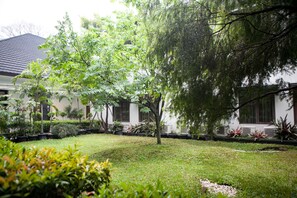 Perincian bahagian luar