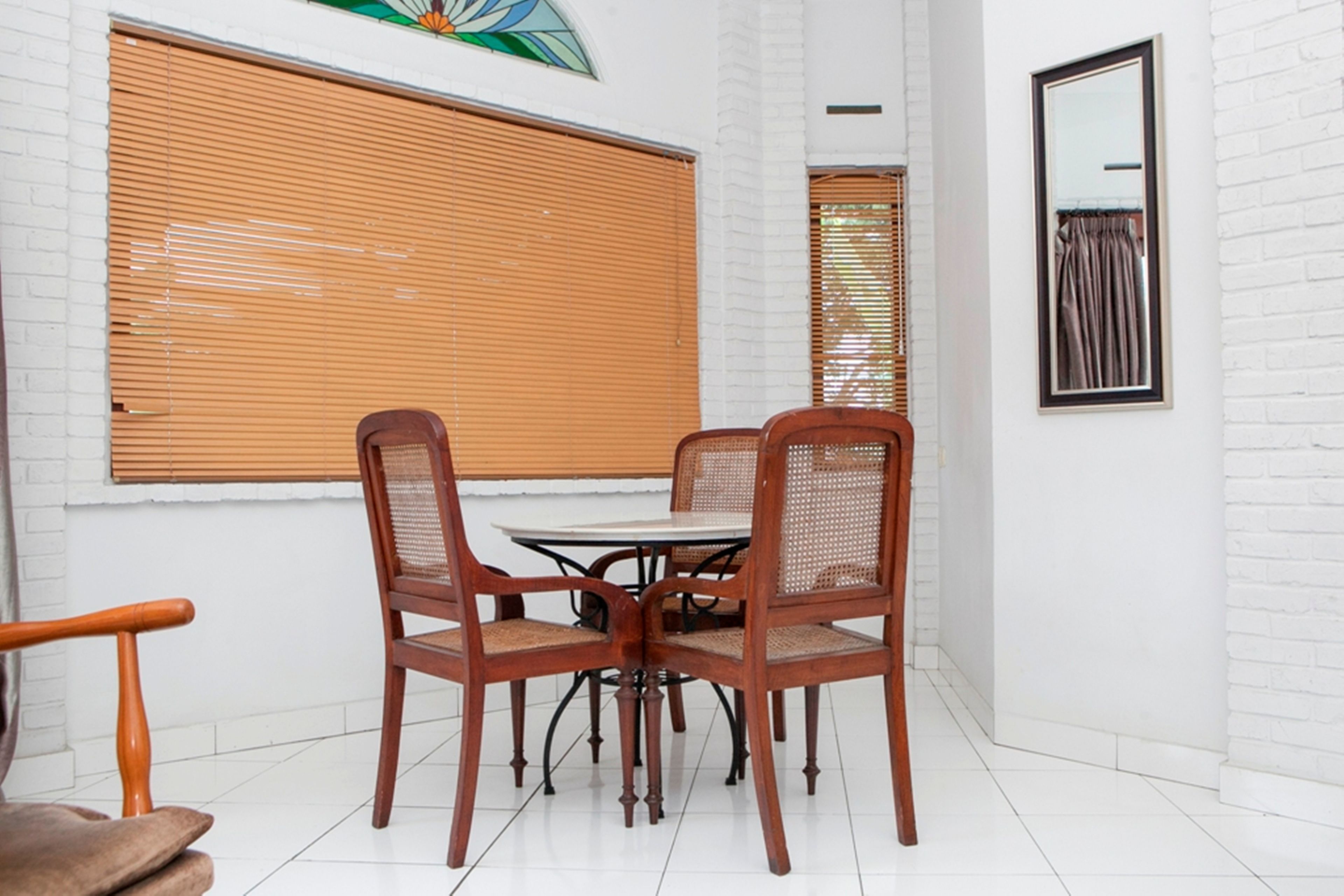 Photo - RedDoorz Plus near Dago Pakar