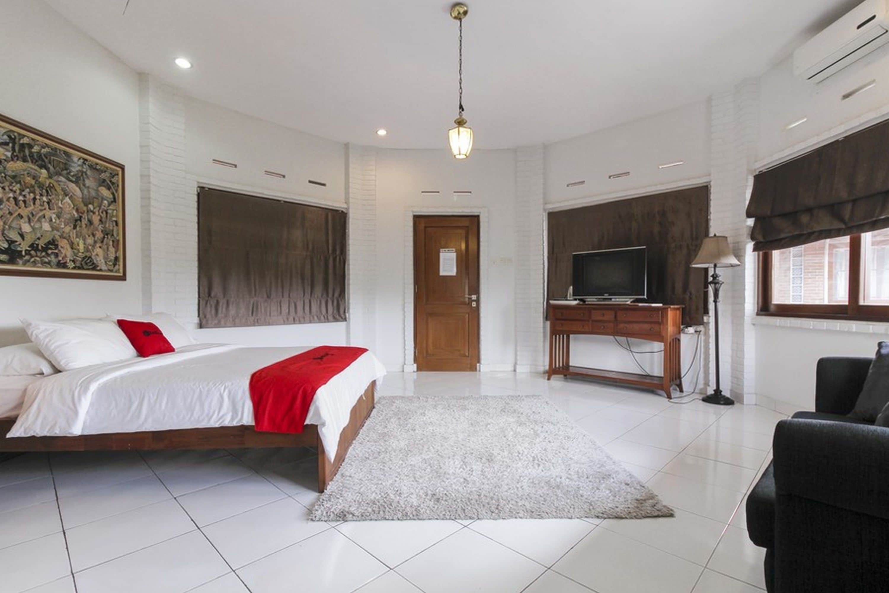 Photo - RedDoorz Plus near Dago Pakar